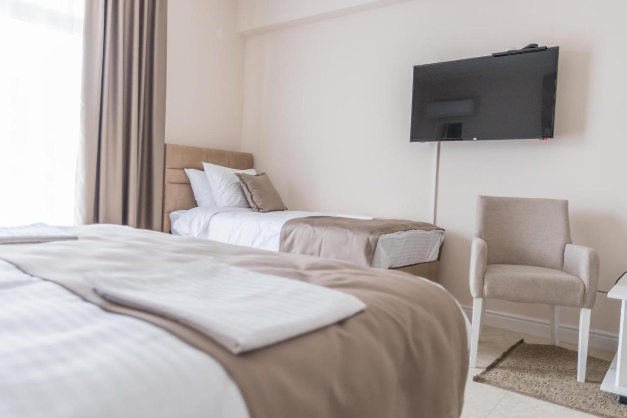 A Klub Apartmani Mrcajevci Luaran gambar