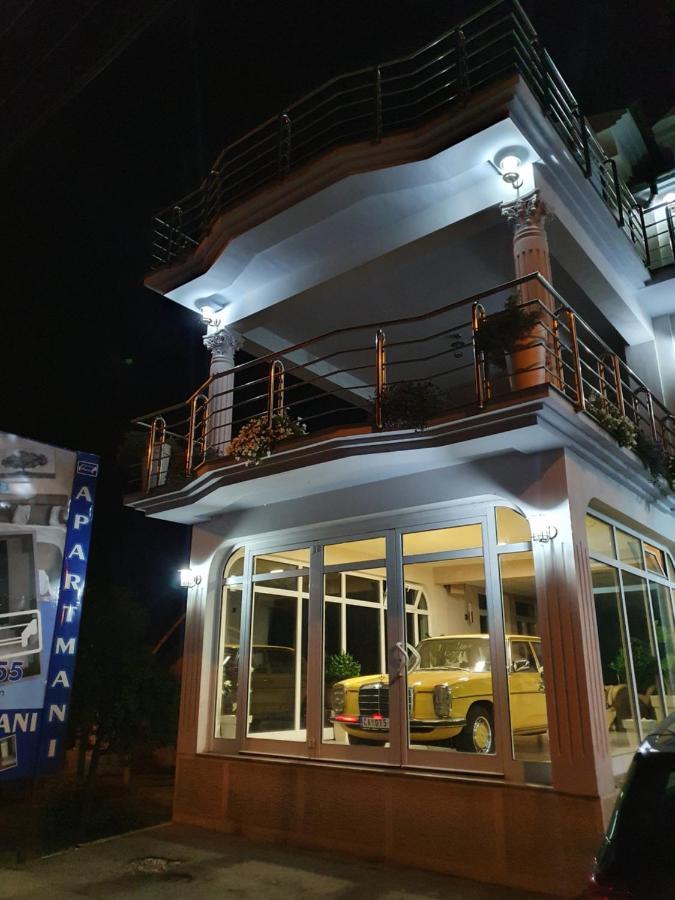 A Klub Apartmani Mrcajevci Luaran gambar