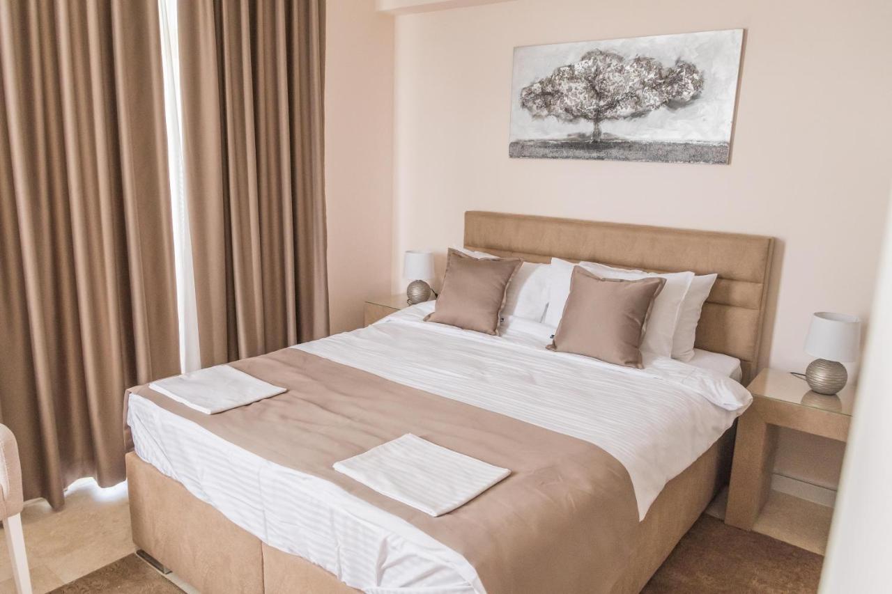 A Klub Apartmani Mrcajevci Luaran gambar