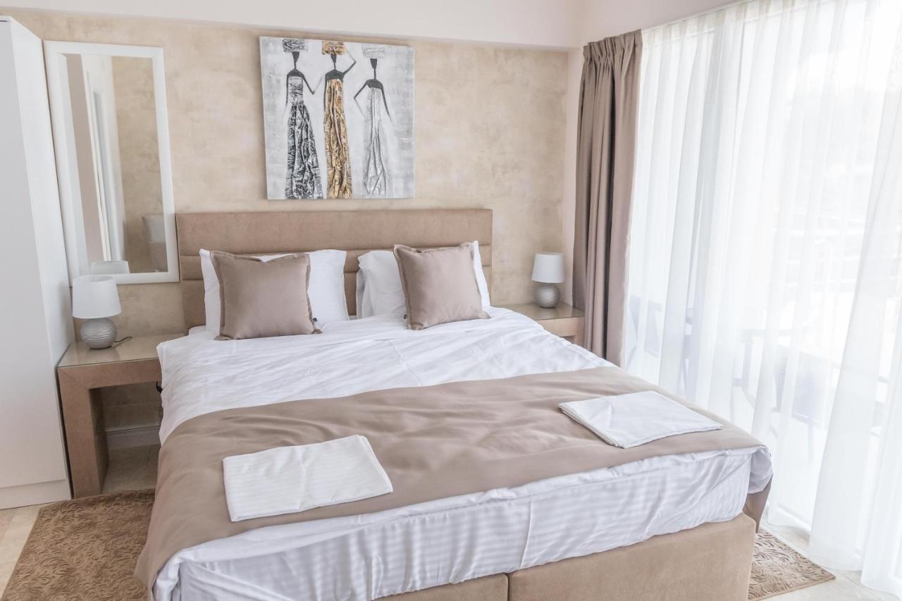 A Klub Apartmani Mrcajevci Luaran gambar