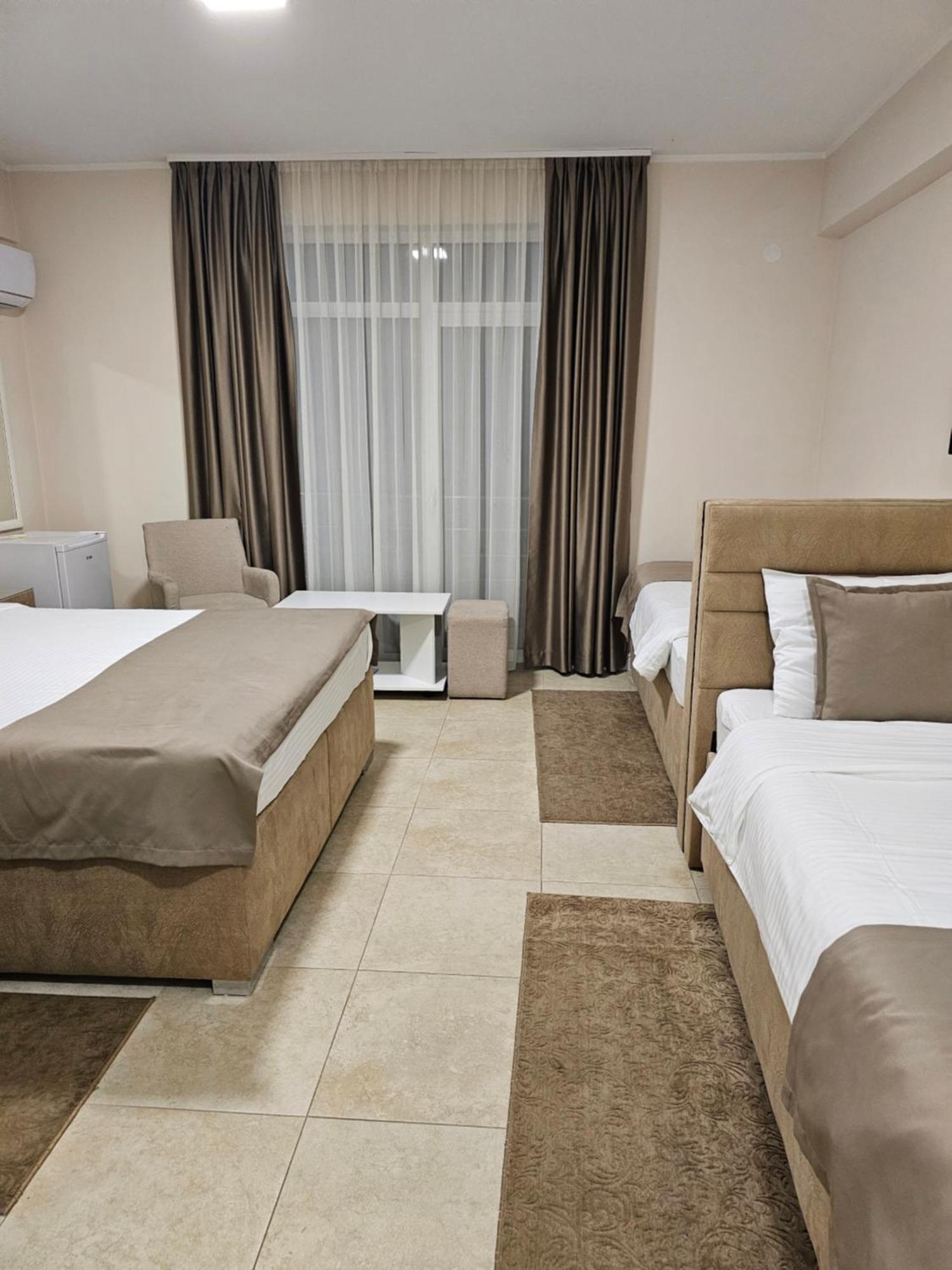 A Klub Apartmani Mrcajevci Luaran gambar
