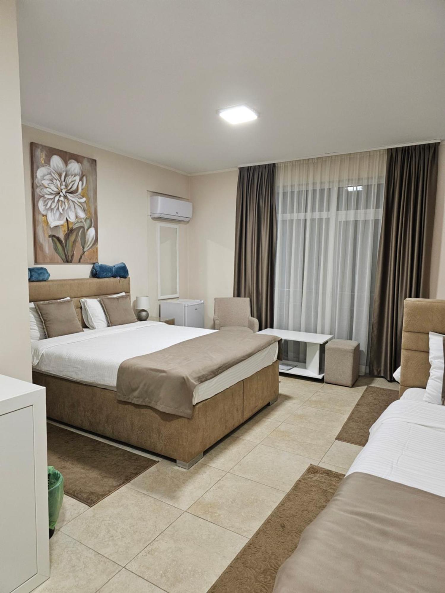 A Klub Apartmani Mrcajevci Luaran gambar